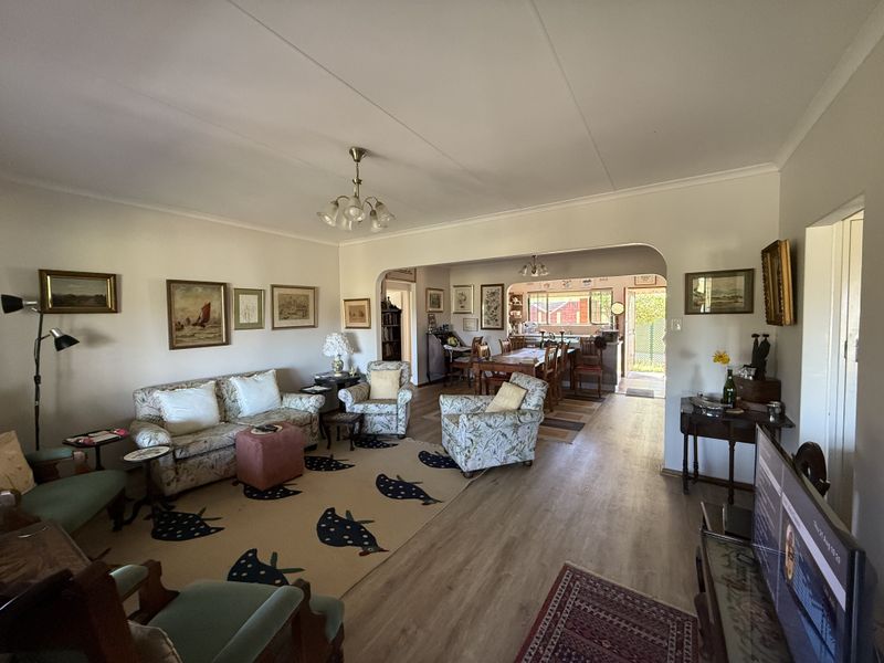 Immaculate Spurwing design with views! - Photo 3