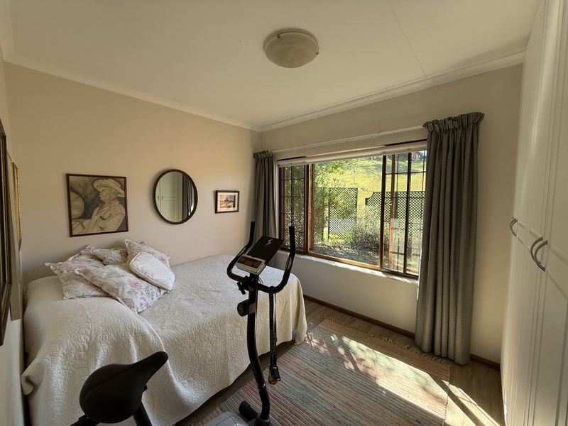 Immaculate Spurwing design with views! - Photo 10