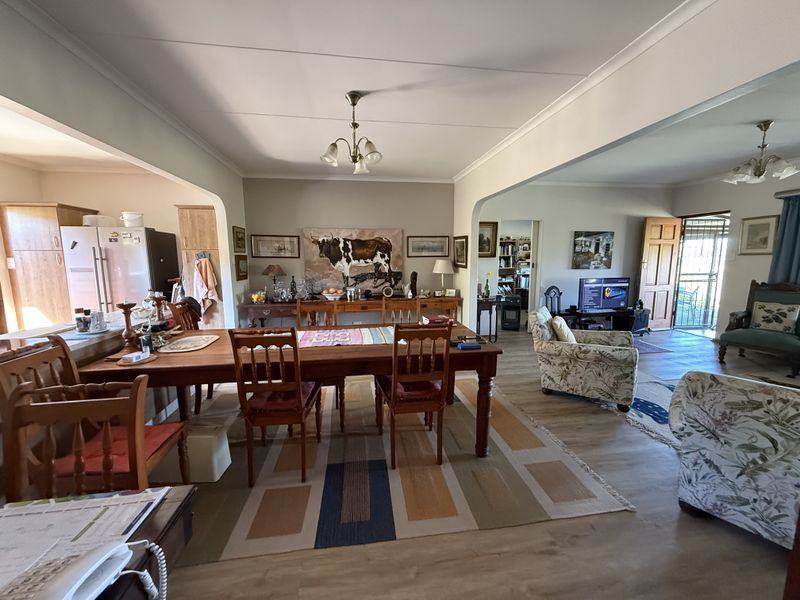 Immaculate Spurwing design with views! - Photo 5