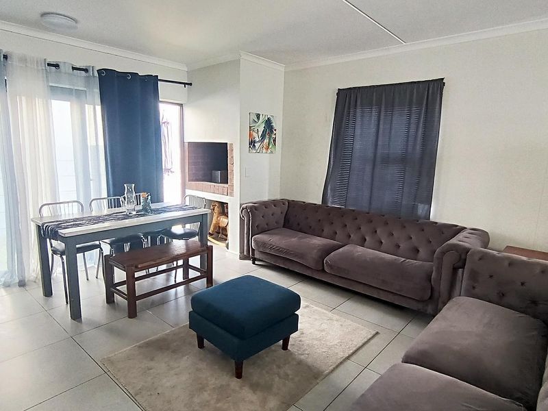 3-Bedroom Home for Sale in Peerless Park North - Photo 2