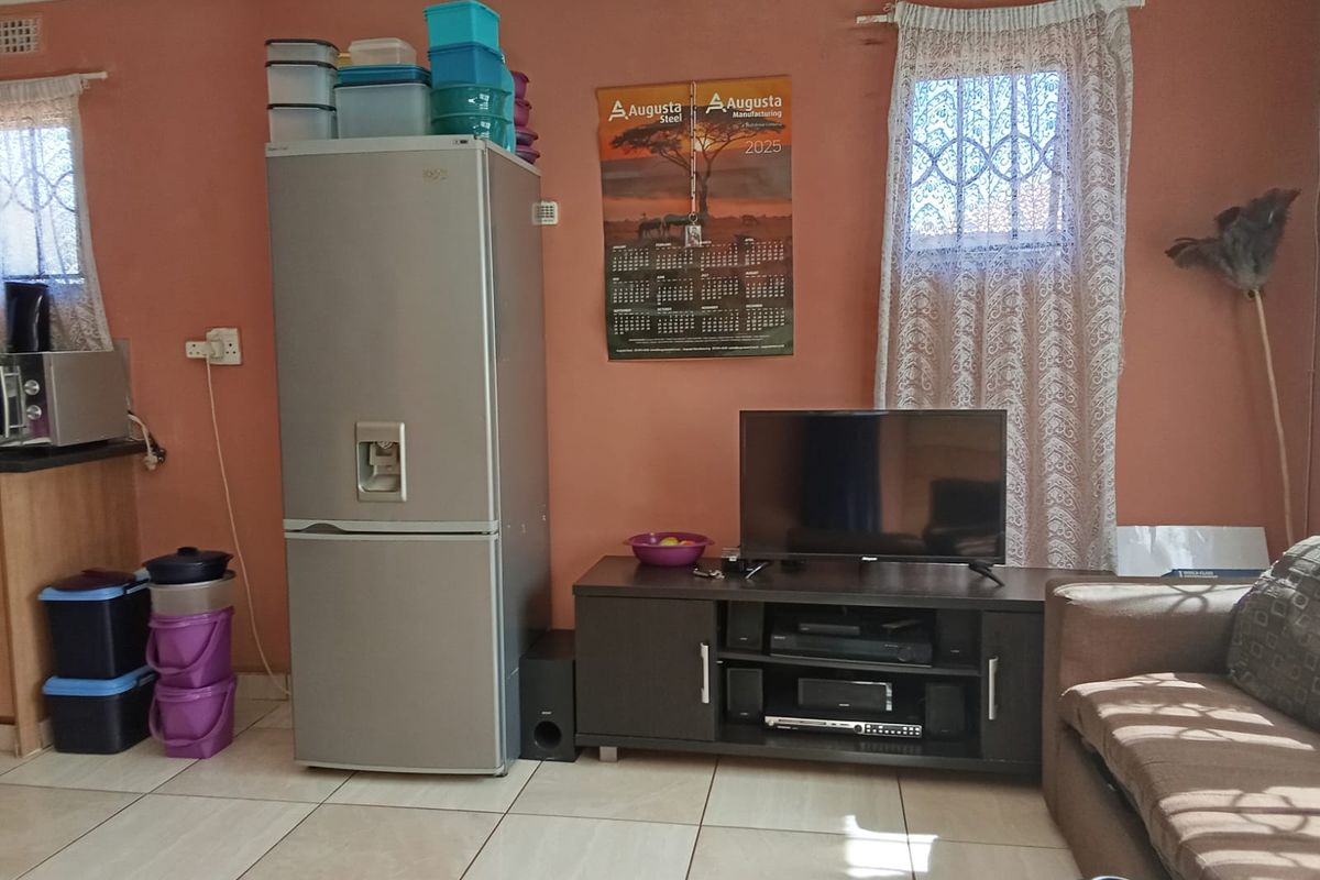 Well located 2 bedroom in Sky City. - Photo 5
