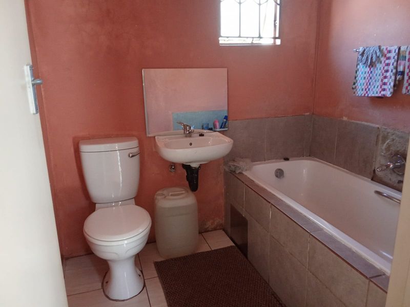 Well located 2 bedroom in Sky City. - Photo 9