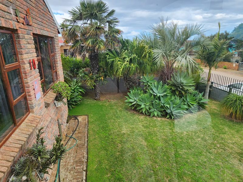 Family home in Dana Bay - Photo 4