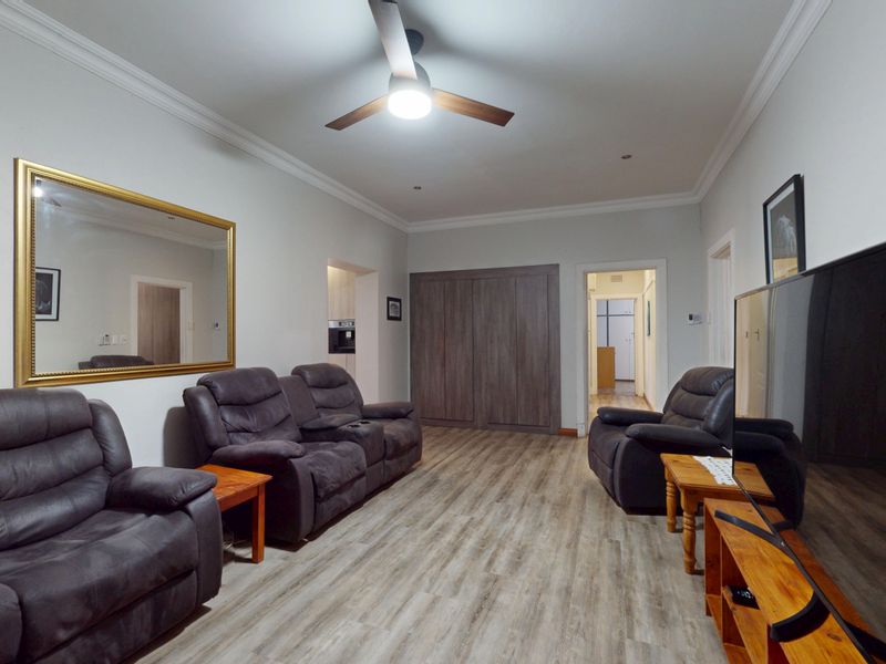 Starting to bid from R1,849,000! Non-Distressed Live Luxury Auction! - Photo 5