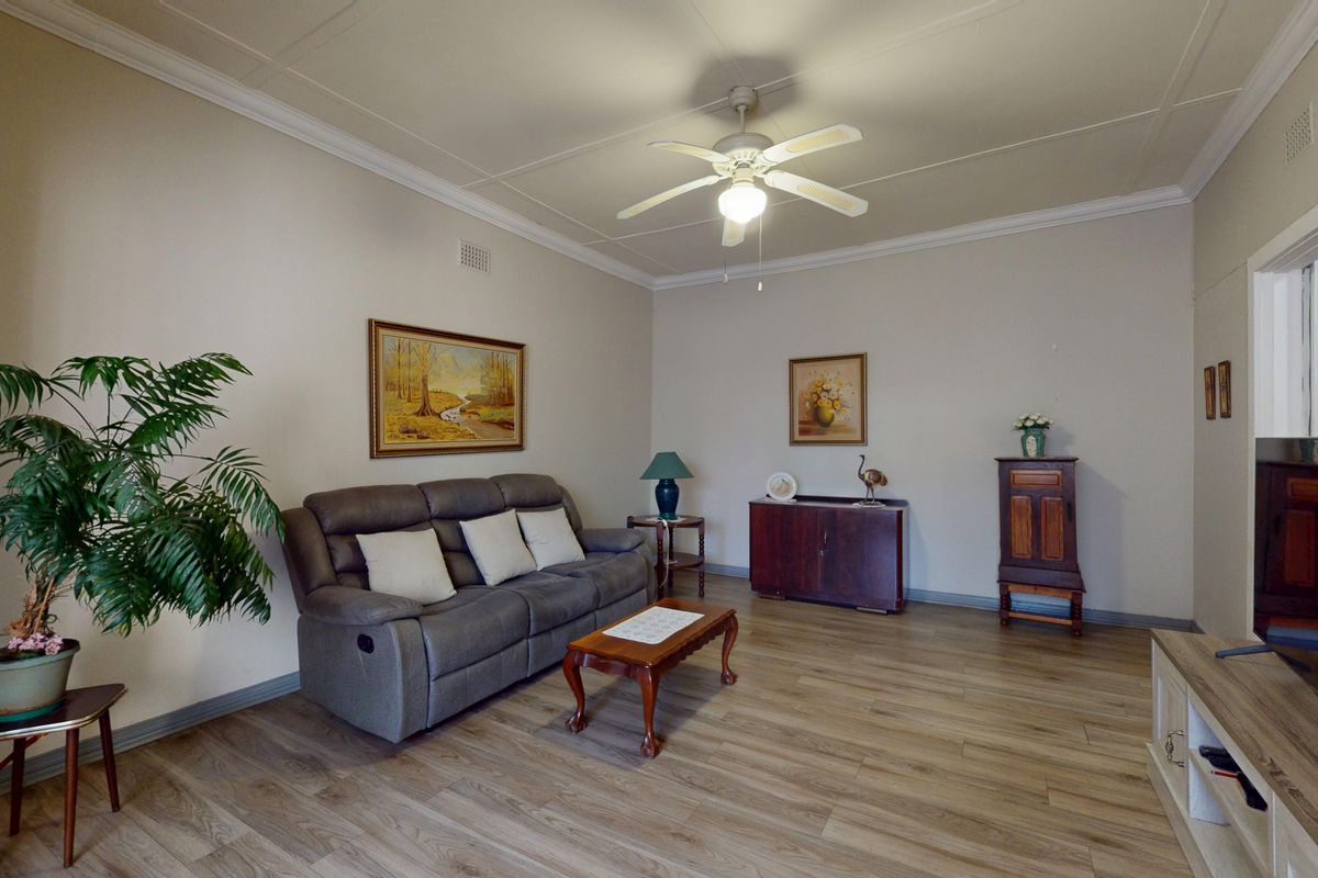 Starting to bid from R1,849,000! Non-Distressed Live Luxury Auction! - Photo 4