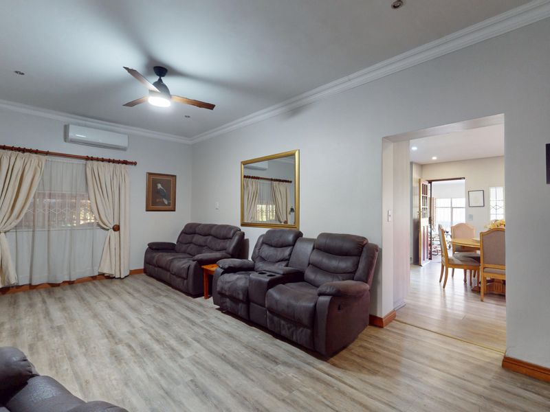 Starting to bid from R1,849,000! Non-Distressed Live Luxury Auction! - Photo 6