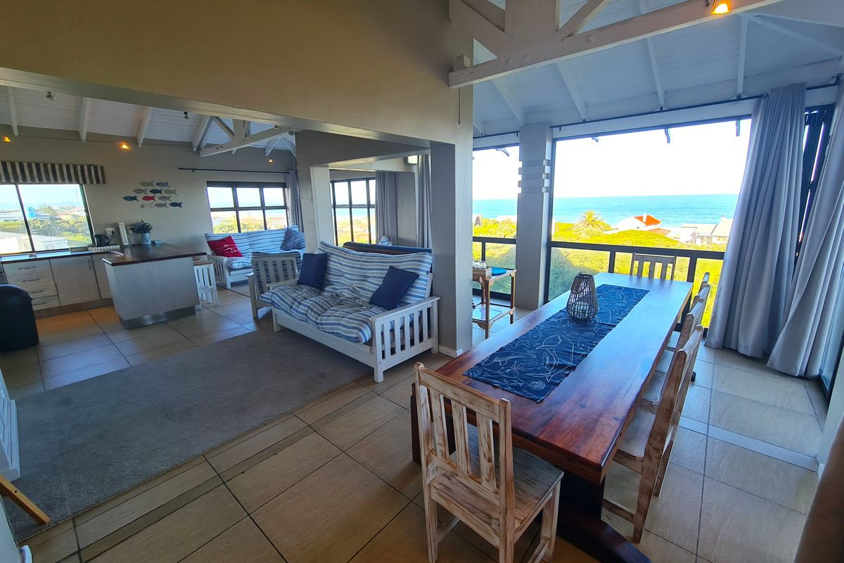 On Top of the World! Large Versatile Home with Panoramic Views in Paradise Beach, Jeffreys Bay - Photo 3