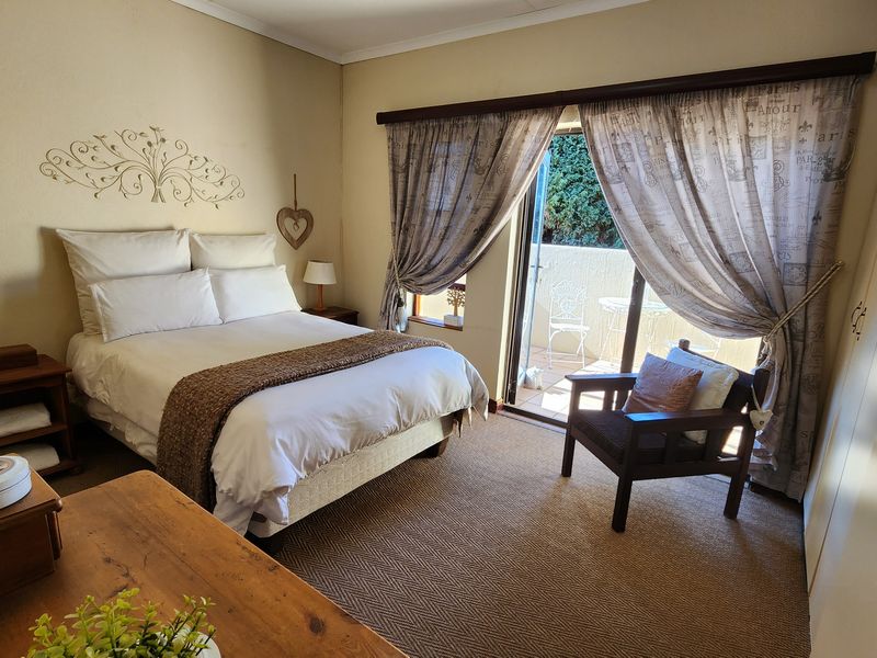 Ultra-Modern 4 Bedroom Home in Secure Gated Estate – Luxury Living Awaits! - Photo 9