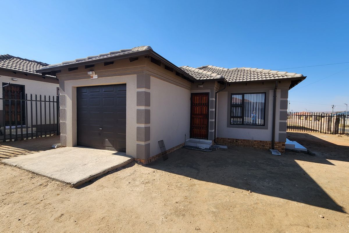 Charming Starter Home – Perfect for First-Time Buyers! - Photo 4