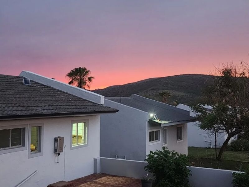 2 Bedroom House in a Lumaré Private Retirement Village in  Naboomspruit(Mookgophong) - Limpopo - Photo 4