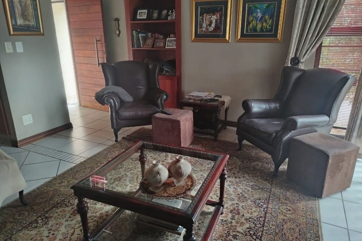 Stunning 3-bedroom home in Retirement Estate, Waterval East, Rustenburg - Photo 5