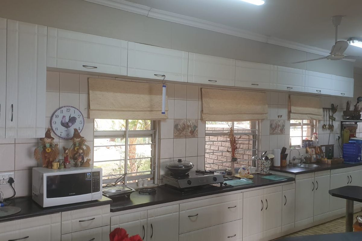 Private Mountain View - Photo 5