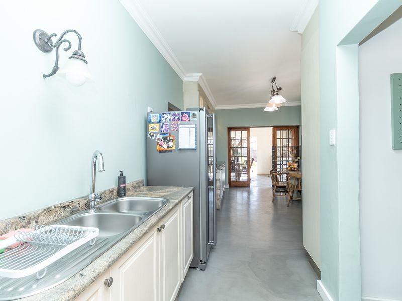 Home in the Sought After Boomed Off Bryanston East Hamilton Village - Photo 7