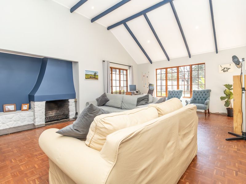 Home in the Sought After Boomed Off Bryanston East Hamilton Village - Photo 8