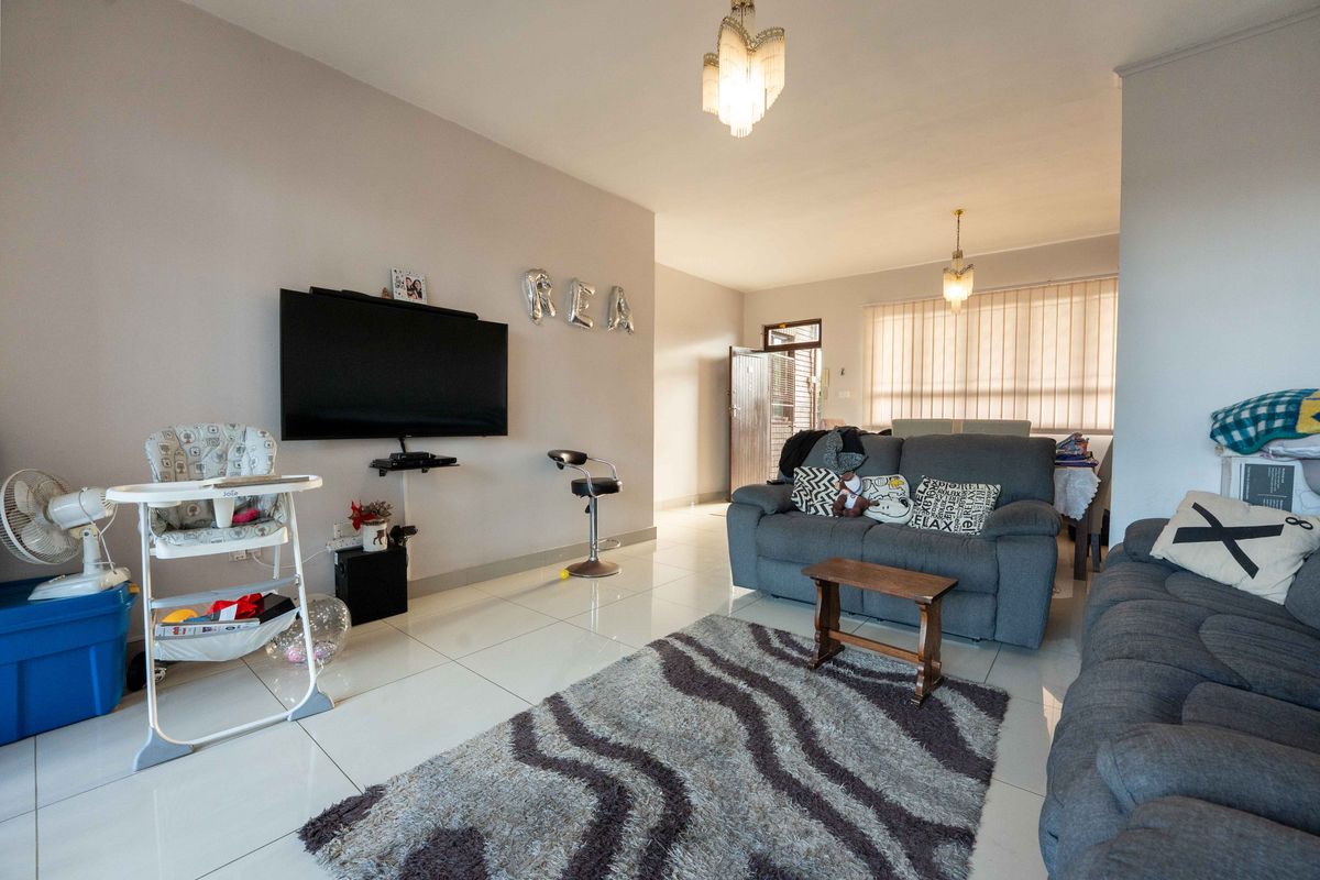 Apartment For Sale In Scottburgh - Photo 4