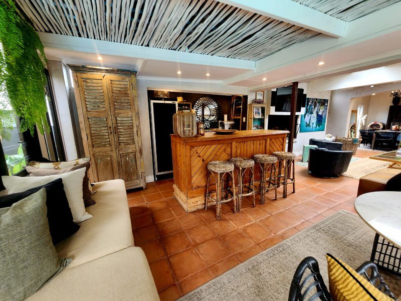 5-Bedroom Home for Sale in Linkside, Mossel Bay - Photo 7