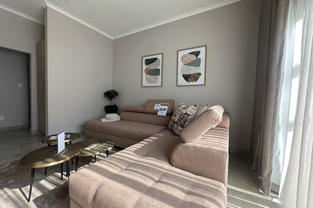 home for sale in Die Heuwel - Photo 5