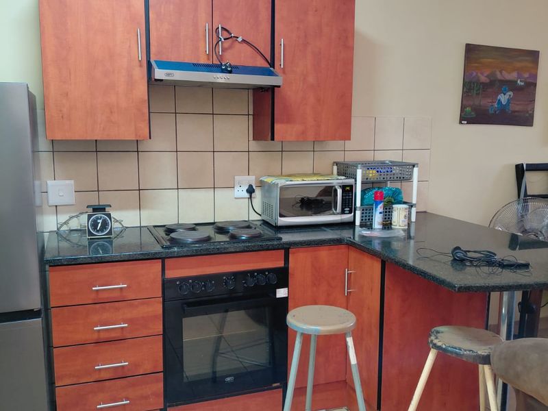 Brits! 3 Bedroom Apartment for Sale - Photo 6