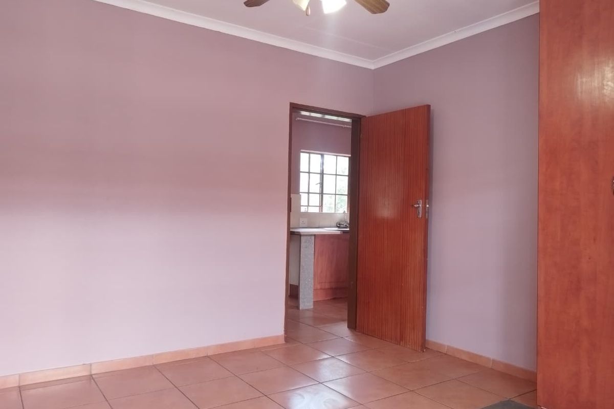 Apartment Pending Sale In Potchefstroom - Photo 4