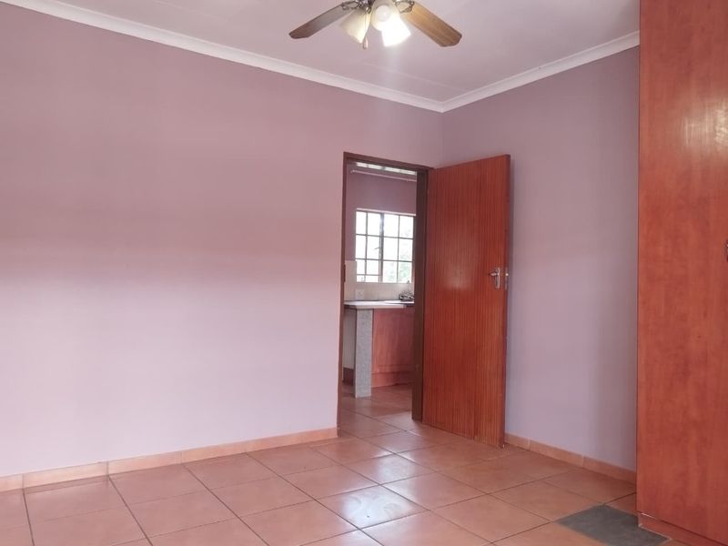 Apartment Pending Sale In Potchefstroom - Photo 4