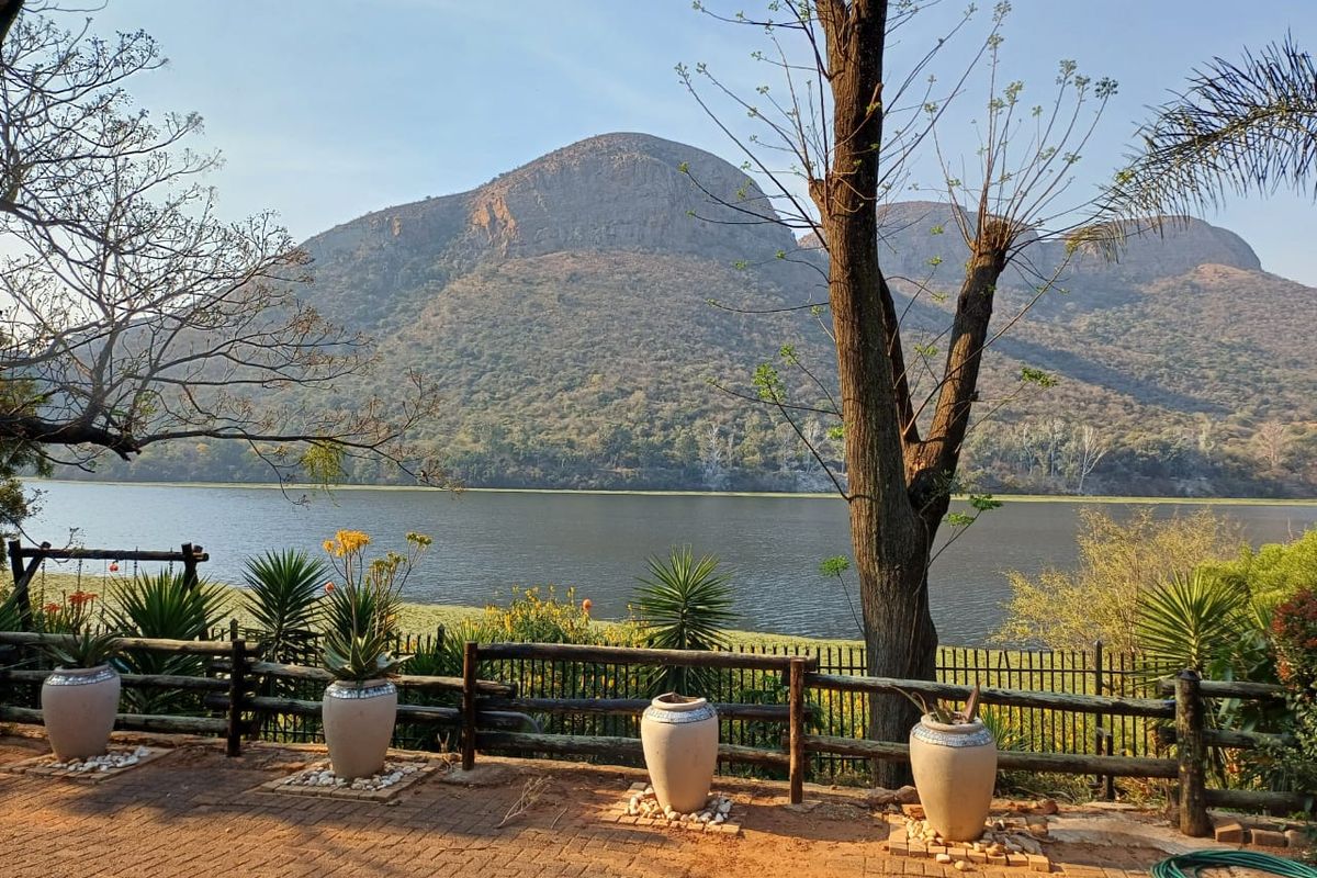 Exclusive Mandate... Our Most Charming Residence in Kosmos - Photo 3