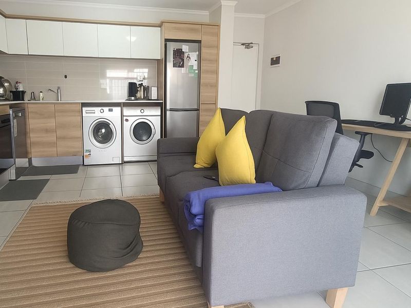 Bigger, Brighter, Better - Spacious Living with Beautiful Views - Photo 6