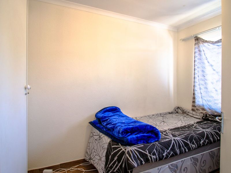 Sunny First Floor Apartment in Vorna Valley - Photo 5