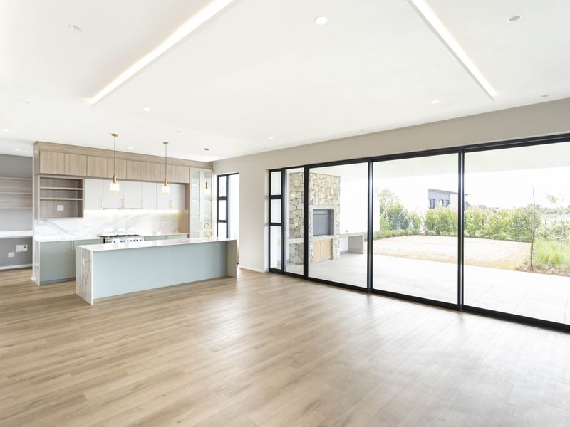 Hilton College Road Lifestyle Living - Photo 4