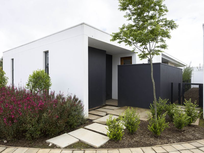 Hilton College Road Lifestyle Living - Photo 2