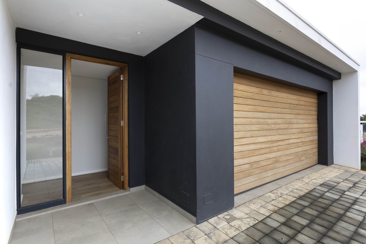 Hilton College Road Lifestyle Living - Photo 4