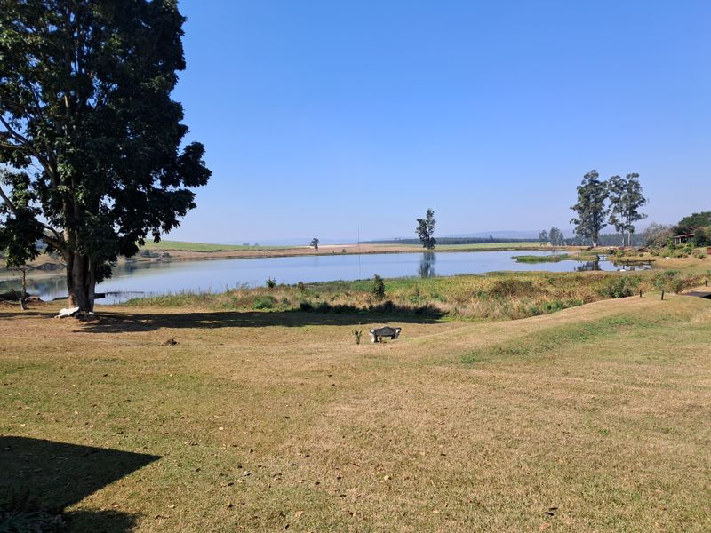 Tranquil Country Living with Lake Views – Perfect for Permanent or Holiday Living - Photo 3