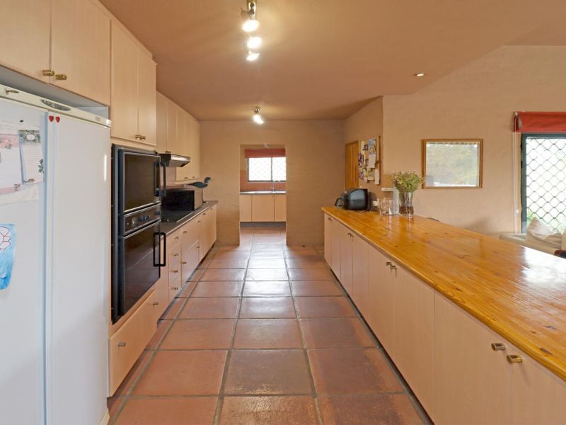 Exceptional Equestrian Estate in the Heart of Chartwell - Photo 6