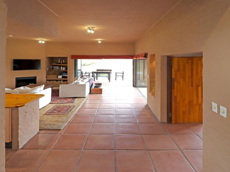 Exceptional Equestrian Estate in the Heart of Chartwell - Photo 10