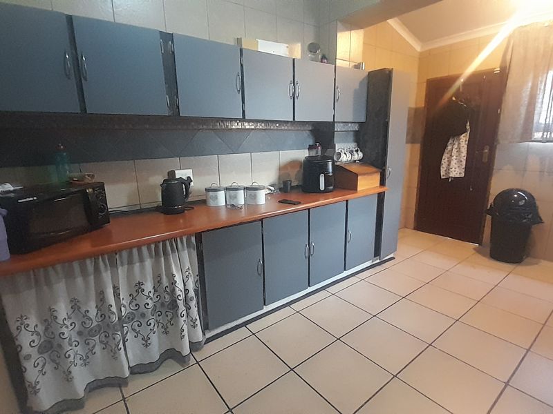 Perfect for Families – Spacious, Safe & Sun-Filled in Noycedale - Photo 6