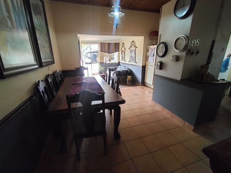 Multi-Unit Property with Flats, Spa Potential & Backup Power in Pretoria North - Photo 9