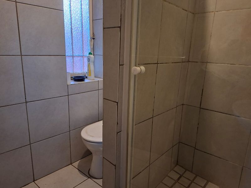 Sole and Exclusive Mandate - Photo 6