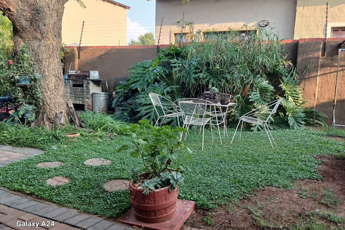 Tranquil 2-Bedroom Home in Premier Retirement Estate – Waterval East, Rustenburg - Photo 3