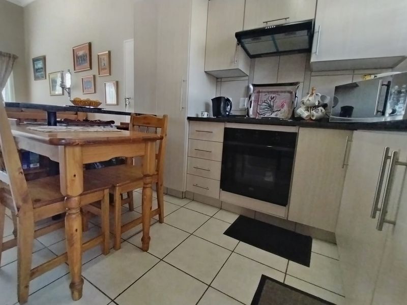 Tranquil 2-Bedroom Home in Premier Retirement Estate – Waterval East, Rustenburg - Photo 10
