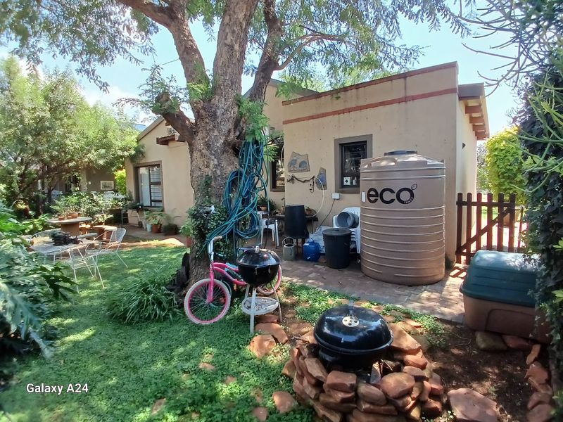Tranquil 2-Bedroom Home in Premier Retirement Estate – Waterval East, Rustenburg - Photo 4