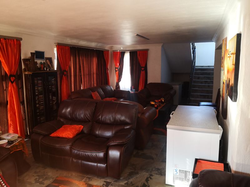 Your Dream Residence Awaits! - Photo 8
