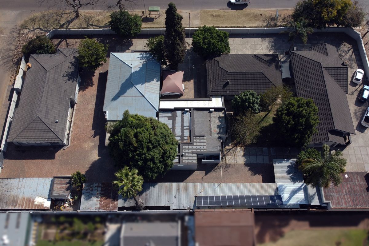 Rare 3541 sqm Investment. Endless Versatile possibilities. - Photo 2