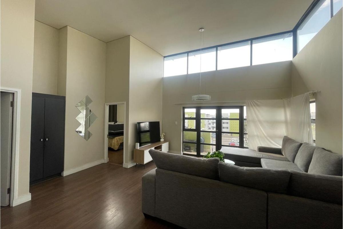 Modern Executive Sophistication in Sandton most vibrant sought after security estate - Photo 3