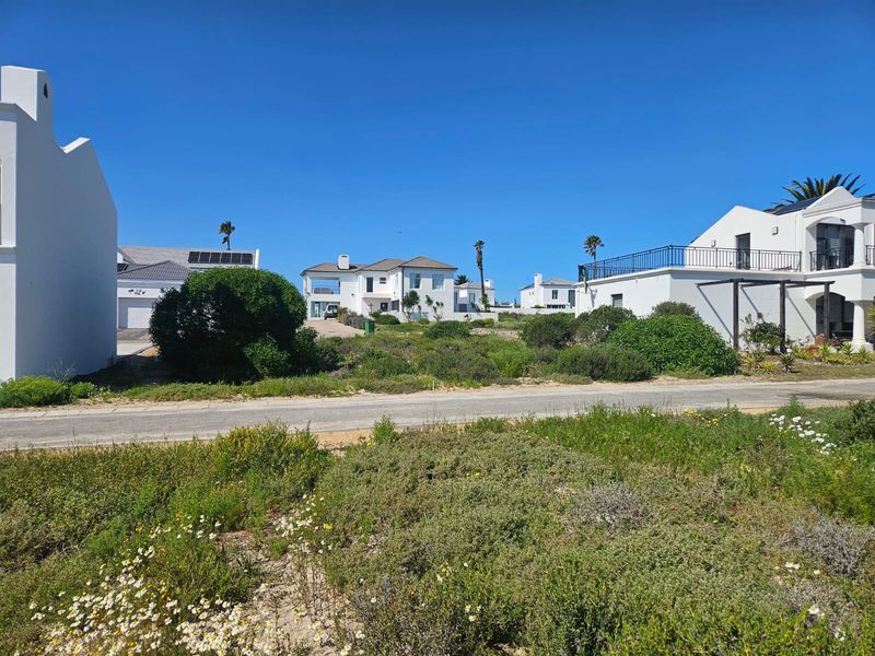 Beautiful Stand in the Exclusive Shelley Point Estate - Photo 4