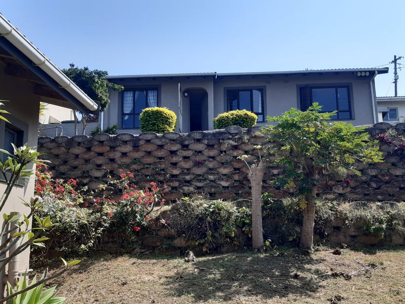 Family favorite with beautiful sea views and bachelor flat - Photo 2