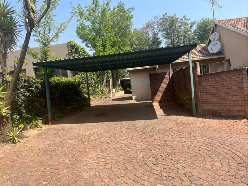 VORNA VALLEY EXT 2, MIDRAND - Photo 1