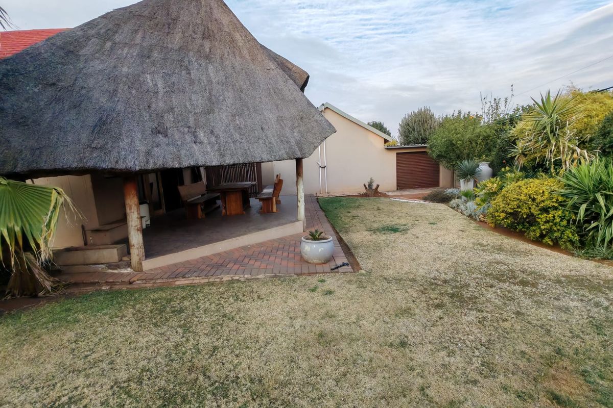 A Rare Find! - Photo 3