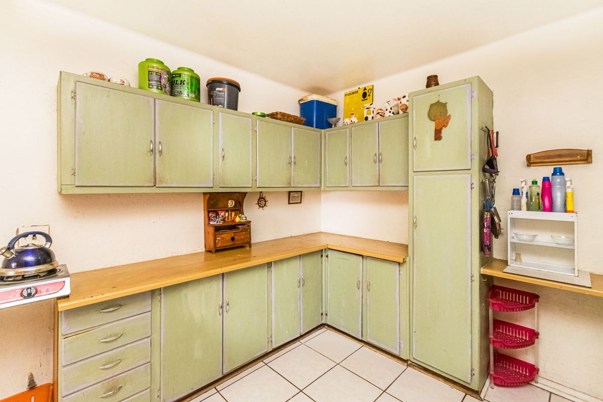 3 Bedroom Apartment For Sale in Krugersdorp - Photo 2