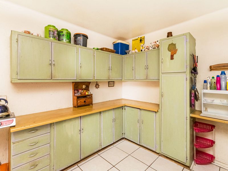 3 Bedroom Apartment For Sale in Krugersdorp - Photo 2