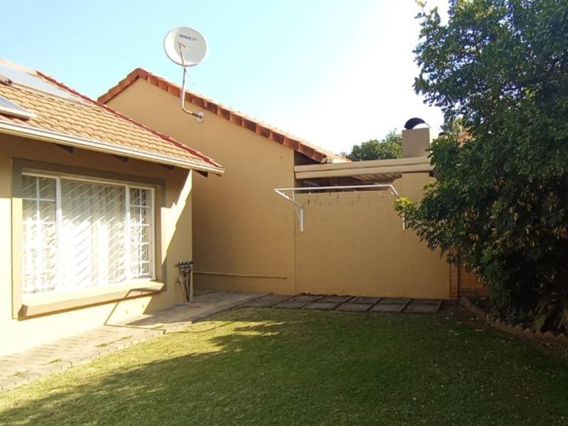 Modern, stylish & affordable - Photo 2