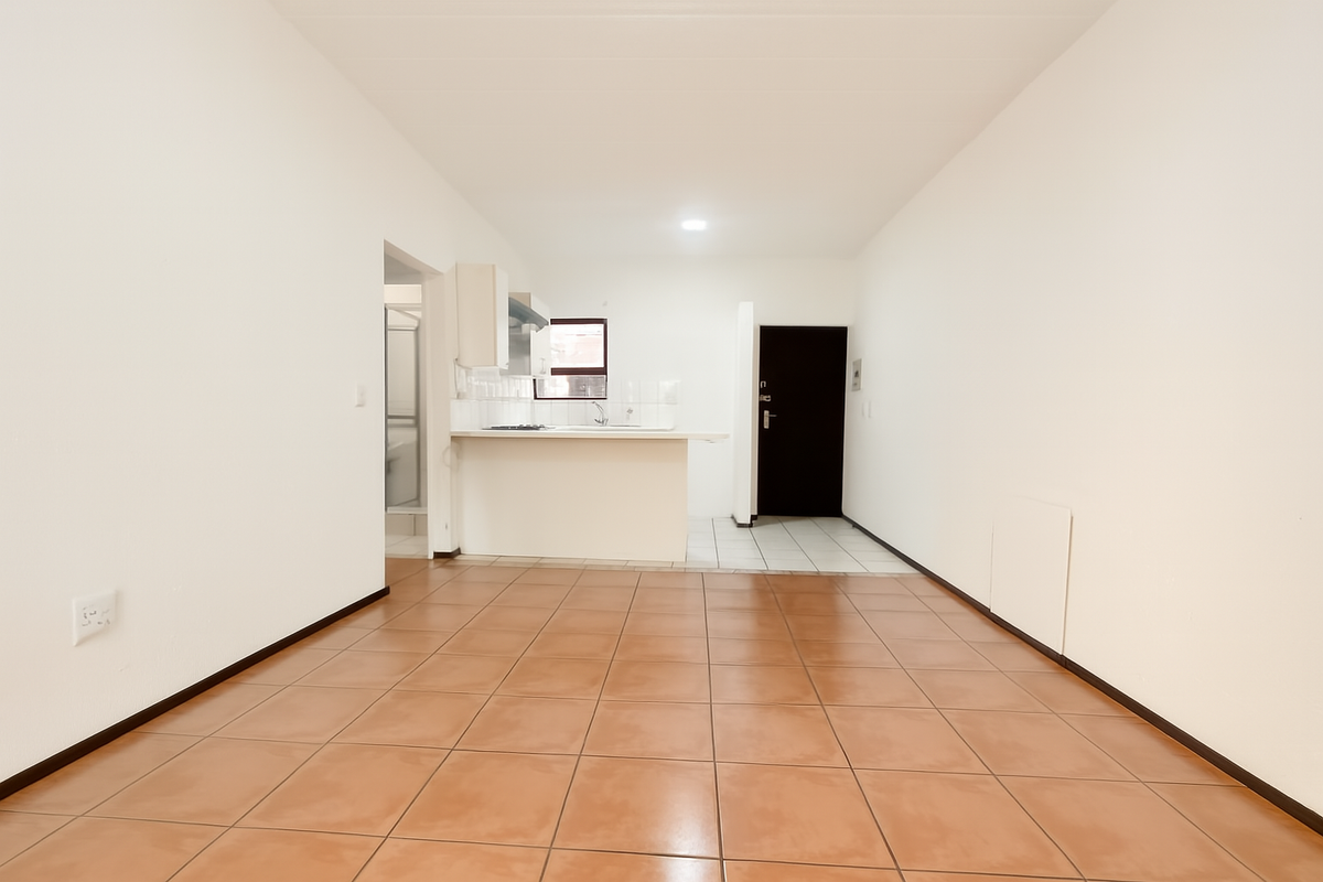 2-Bedroom Apartment in Prime Location – Montecasino Access - Photo 5